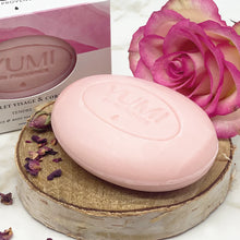 Load image into Gallery viewer, YUMI en Provence Face and Body Soap - Rose